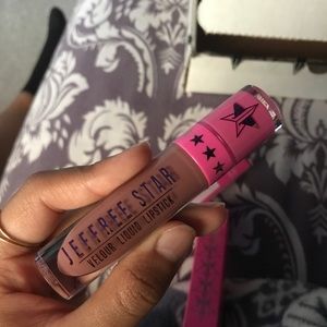 Jeffree Star Velour Liquid Lipstick Deceased